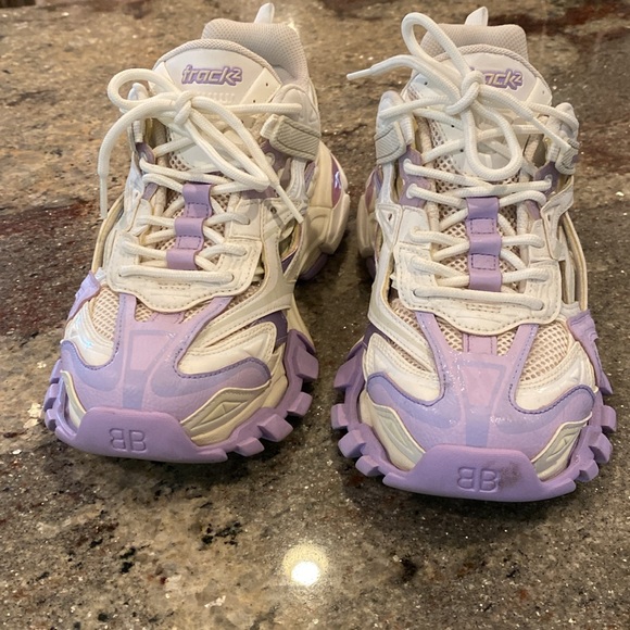 Balenciaga tennis shoes - Picture 6 of 6